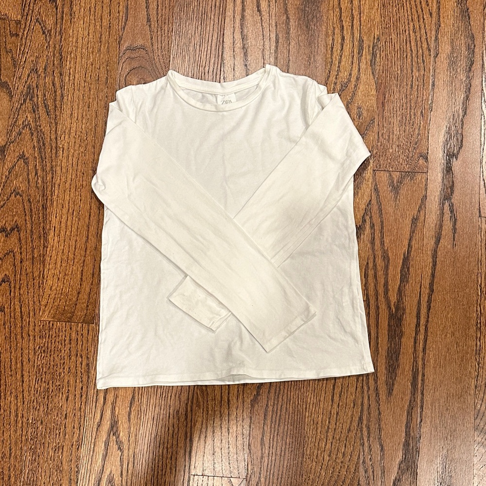 Zara Cream Long Sleeve Kids Tee✌🏻